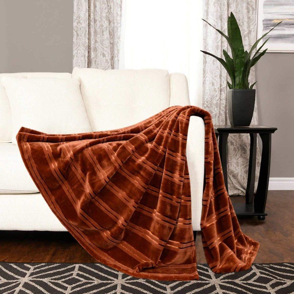 Life Comfort Luxe Velvet Plush Throw 60”x 70”